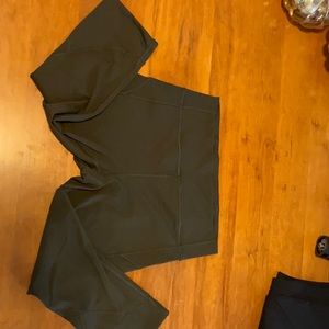 Lululemon In Movement capri leggings